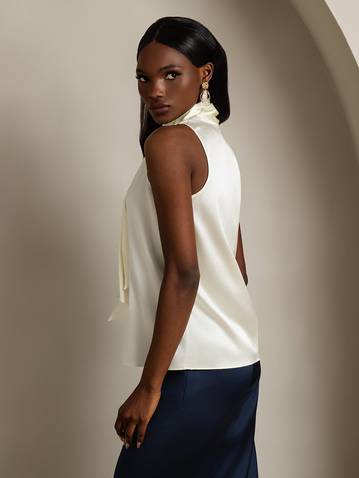 SilkSilky-NL 19Momme Zijde Binda Hals Dames Blouse Ivoor 002