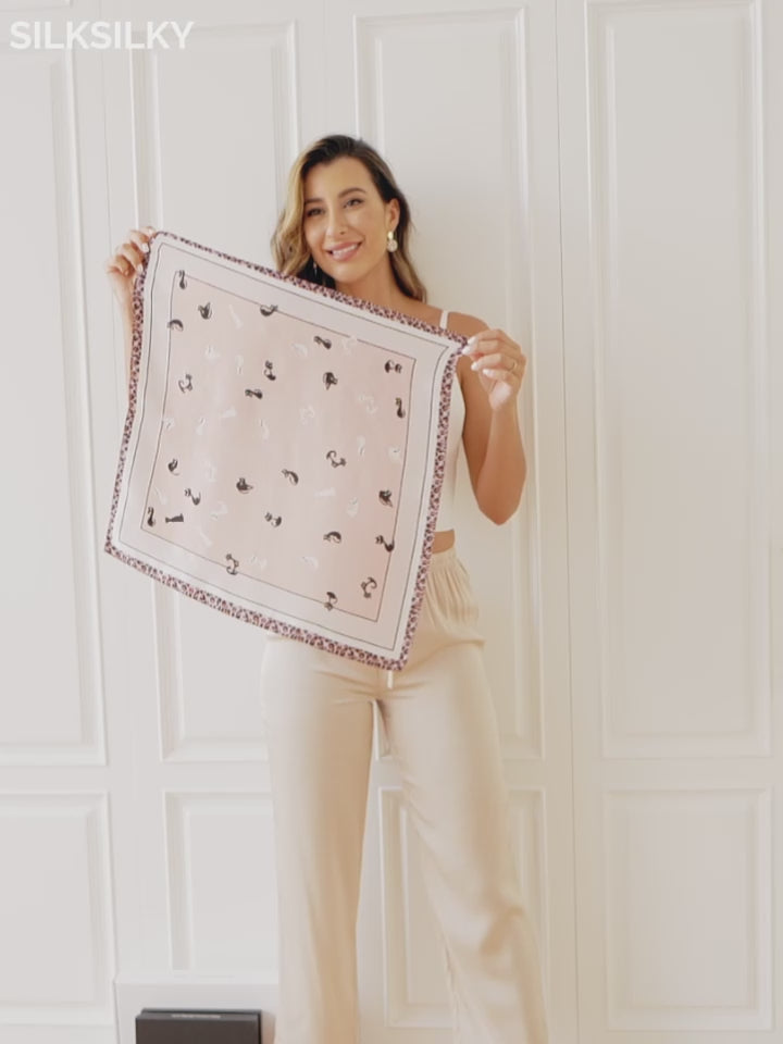 SilkSilky-NL Pure Silk Scarf-video-001