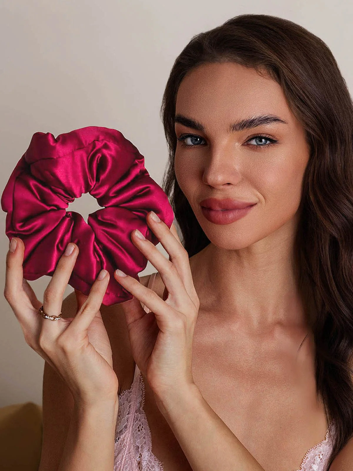 [Wijn] SilkSilky-NL Zijde Scrunchie 001