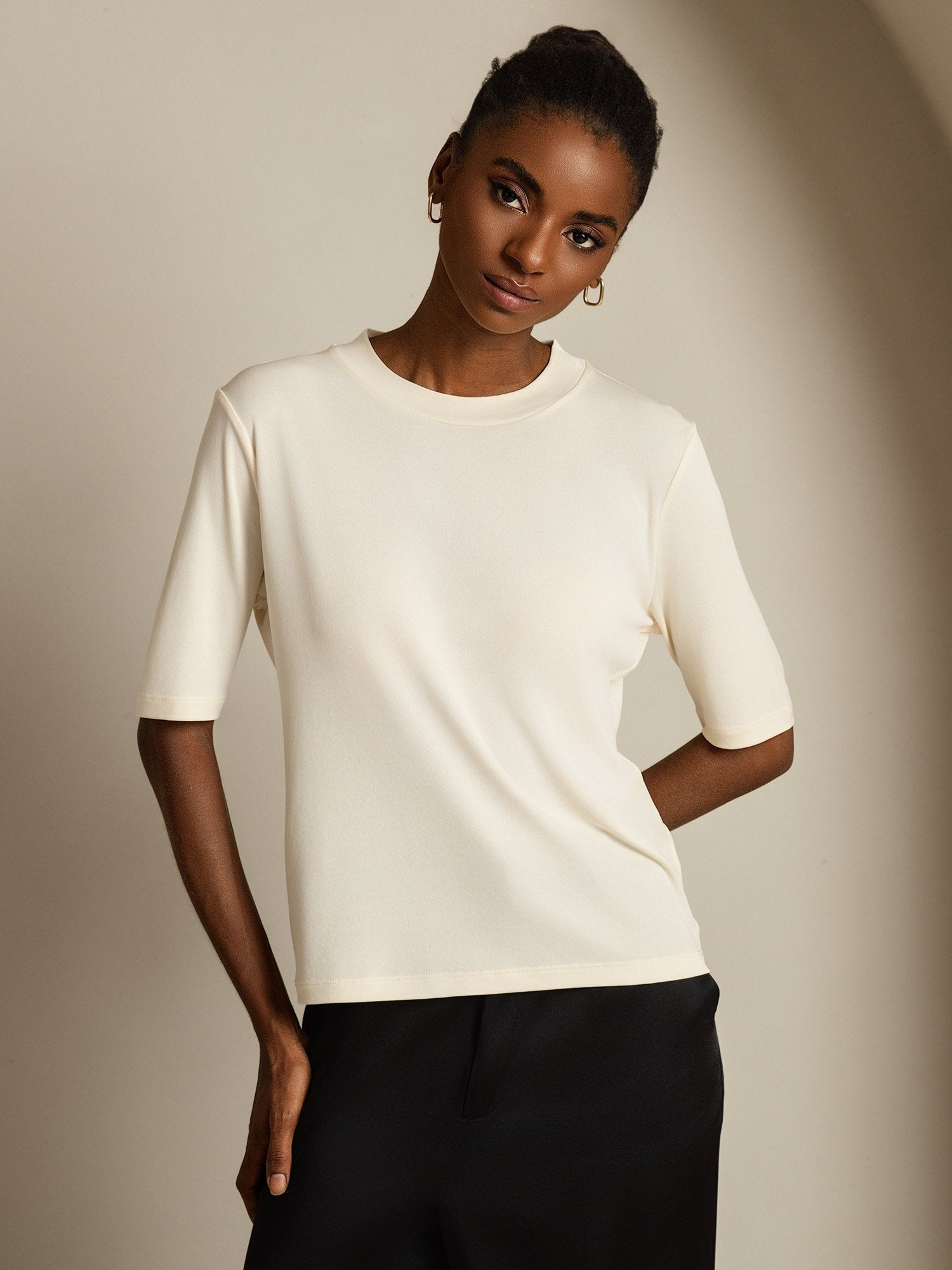 [Beige] SilkSilky-NL Zijde Ronde Hals Dames T-Shirt 005