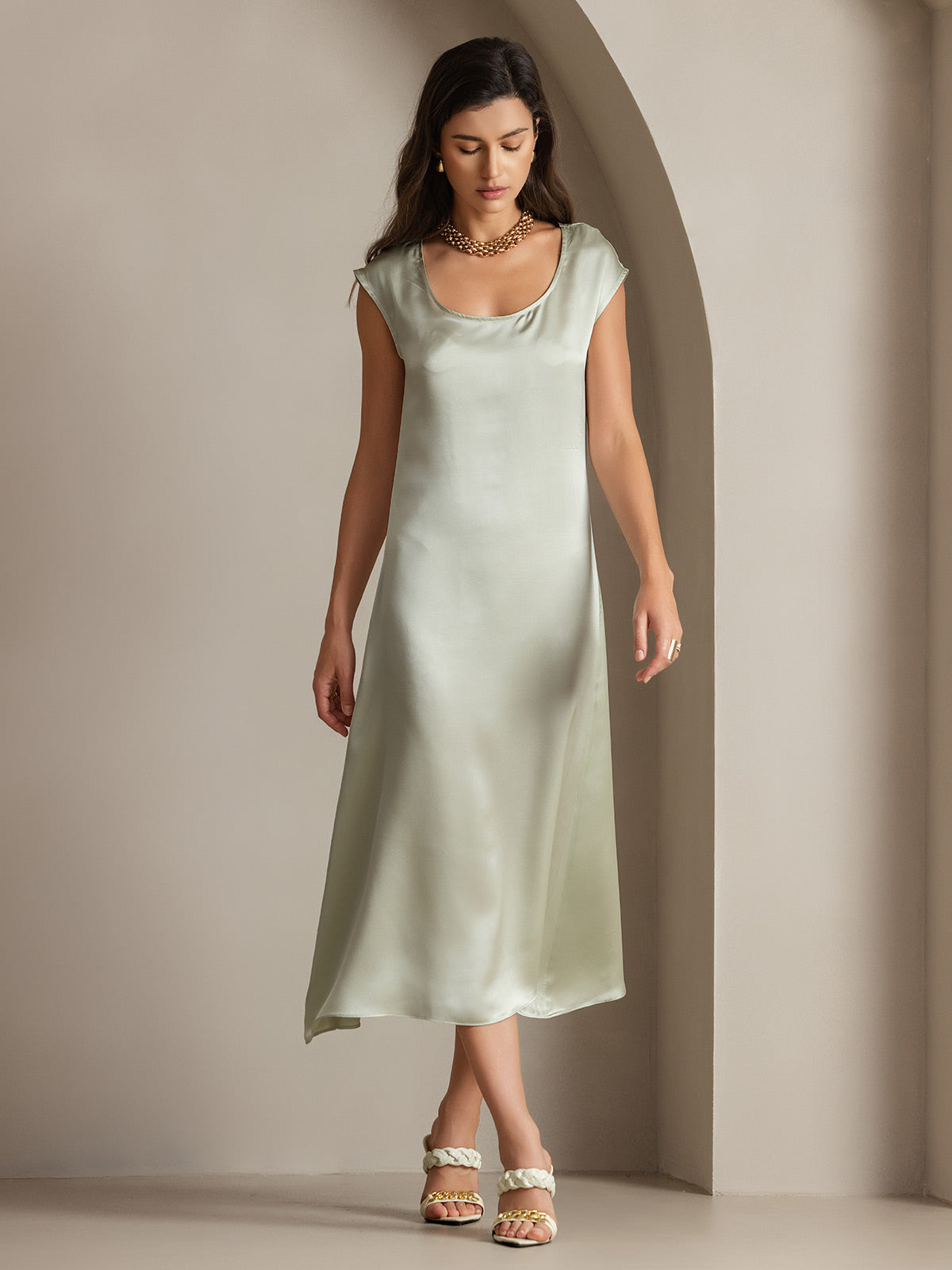 SilkSilky-NL 19Momme Zijde Mouwloos Ronde Hals Jurk Lichtgroene 002