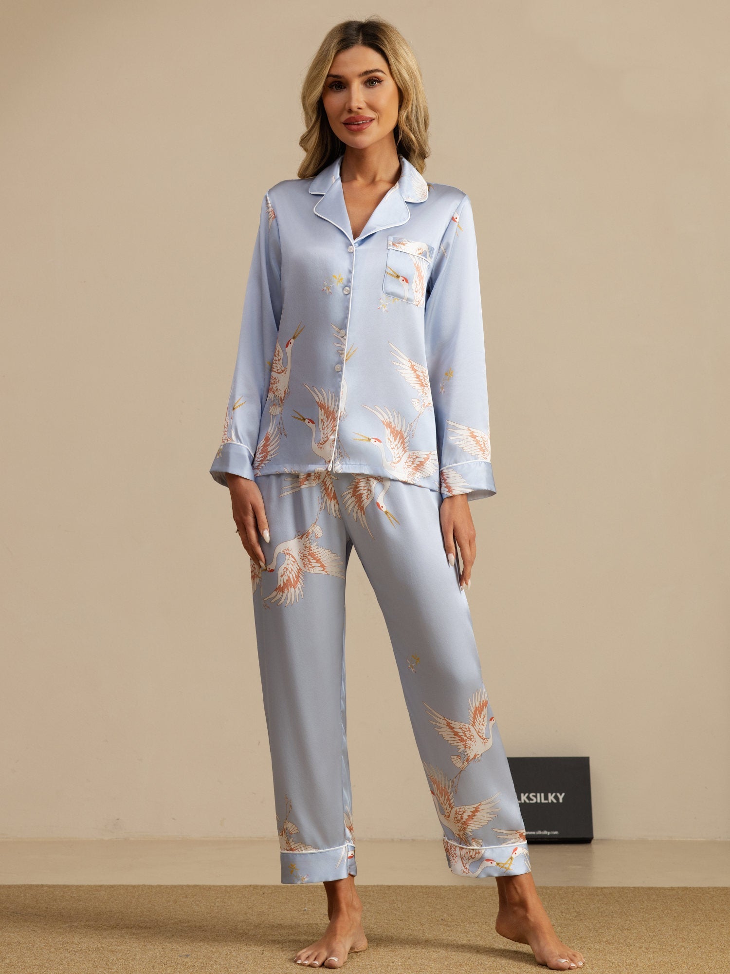 [Lichtblauw] SilkSilky-NL 19Momme Lange Mouw Notchkraag Dames Pyjama Set 001