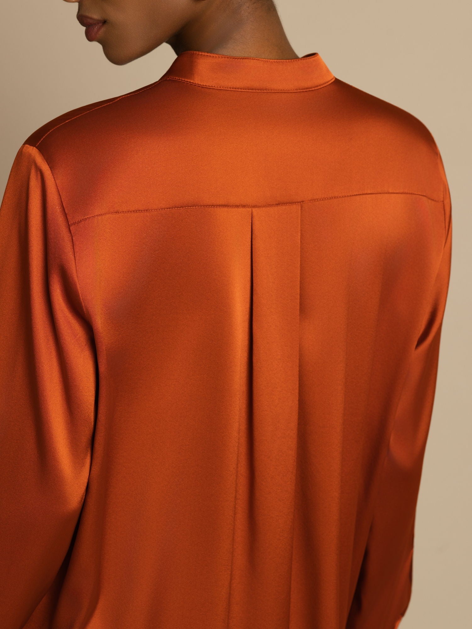 [Karamel] SilkSilky-NL 19Momme Lange Mouw Staande Kraag Blouse 004
