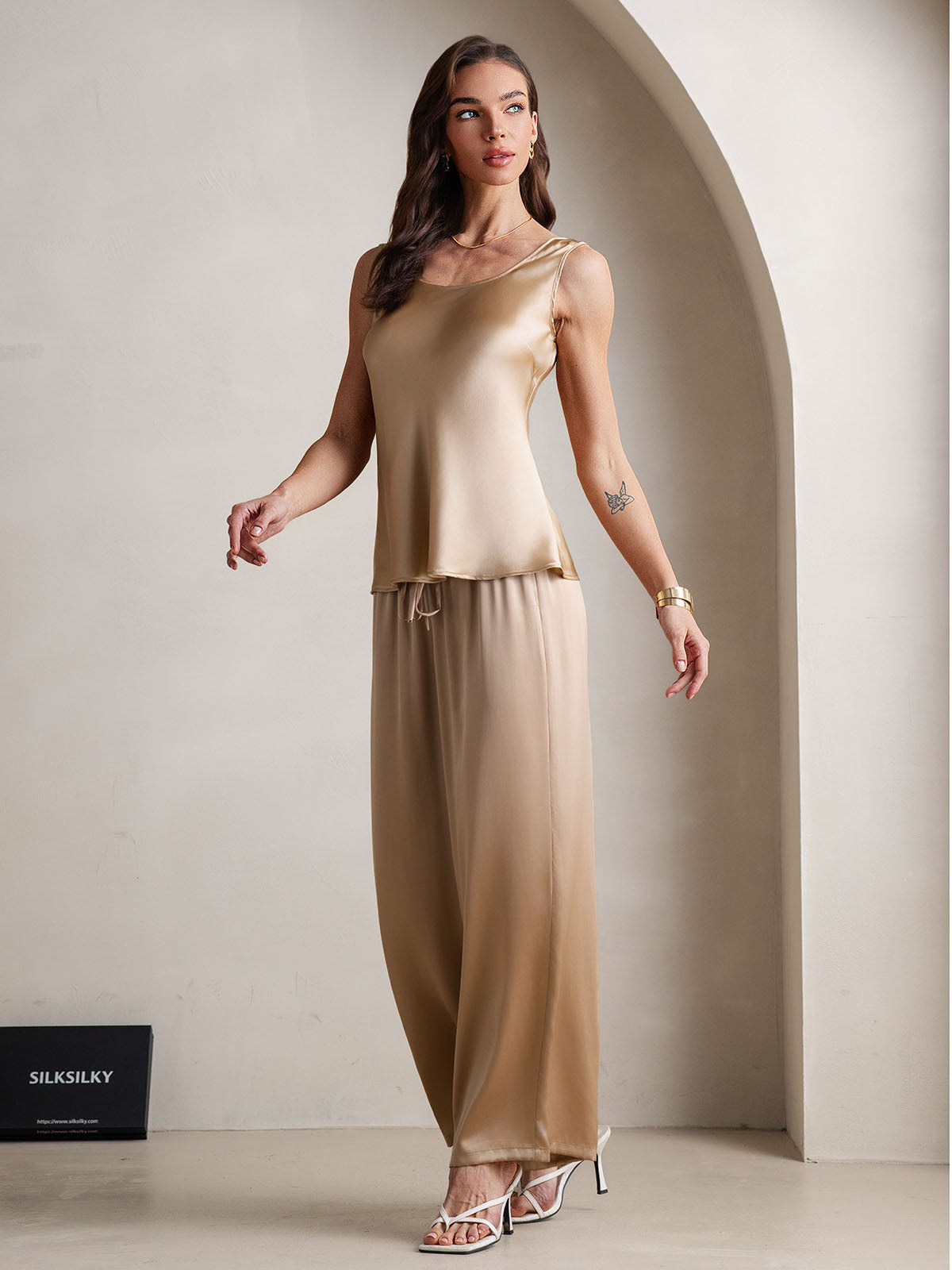 [Champagne] SilkSilky-NL Mouwloos Vierkante Hals Cami-Set 006