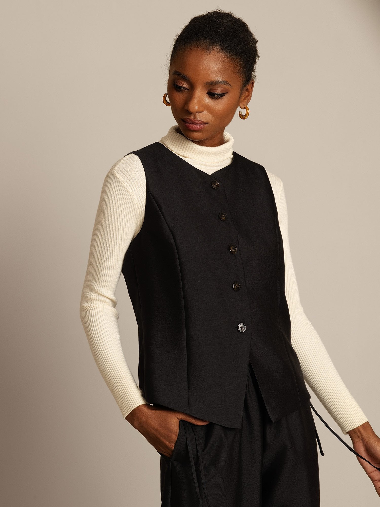 [Zwart] SilkSilky-NL 32Momme Silk-Wool Blend Womens Vest 005