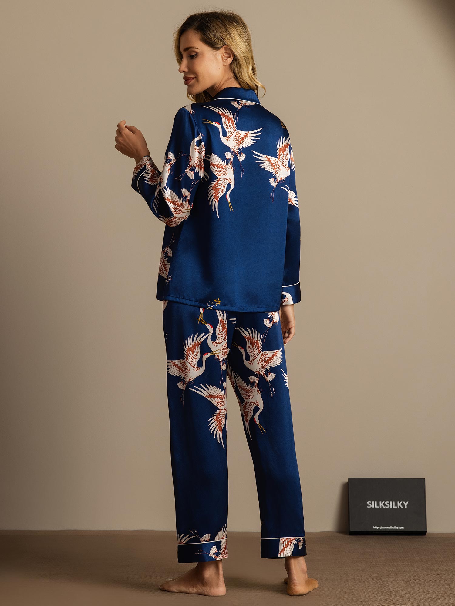 [Donkerblauw] SilkSilky-NL 19Momme Lange Mouw Notchkraag Dames Pyjama Set 008