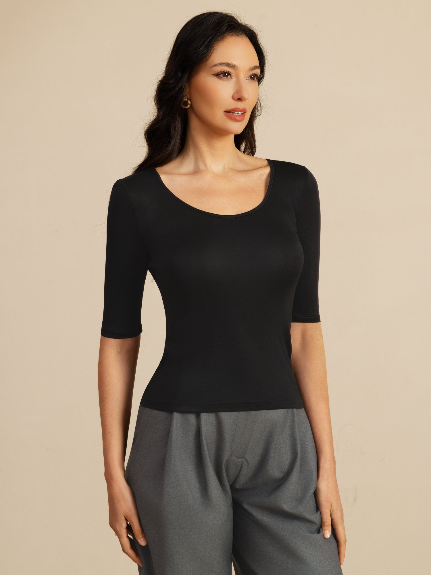 [Zwart] SilkSilky-NL Half Sleeve Diepe Ronde Hals Dames T-Shirt 001