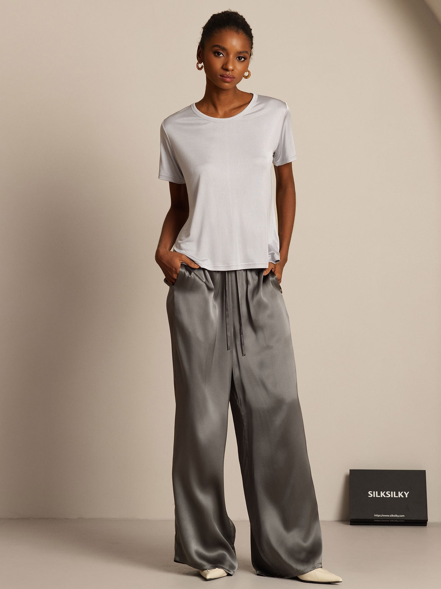 [Zilver] SilkSilky-NL Zijde Gebreid Ronde Hals Dames T-Shirt 007