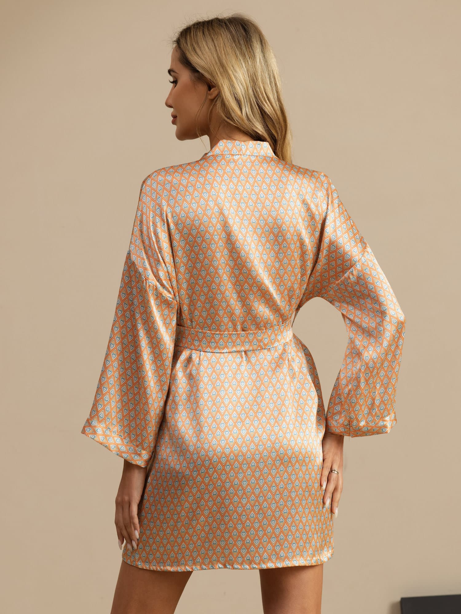 [Geel Hart Geo] SilkSilky-NL Lange Mouw Dames Kamerjas 002