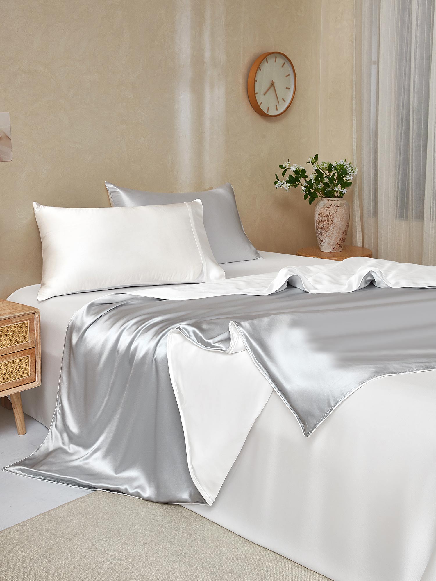 [Lichtgrijs+Wit] SilkSilky-NL 25Momme Bedding Set 001,