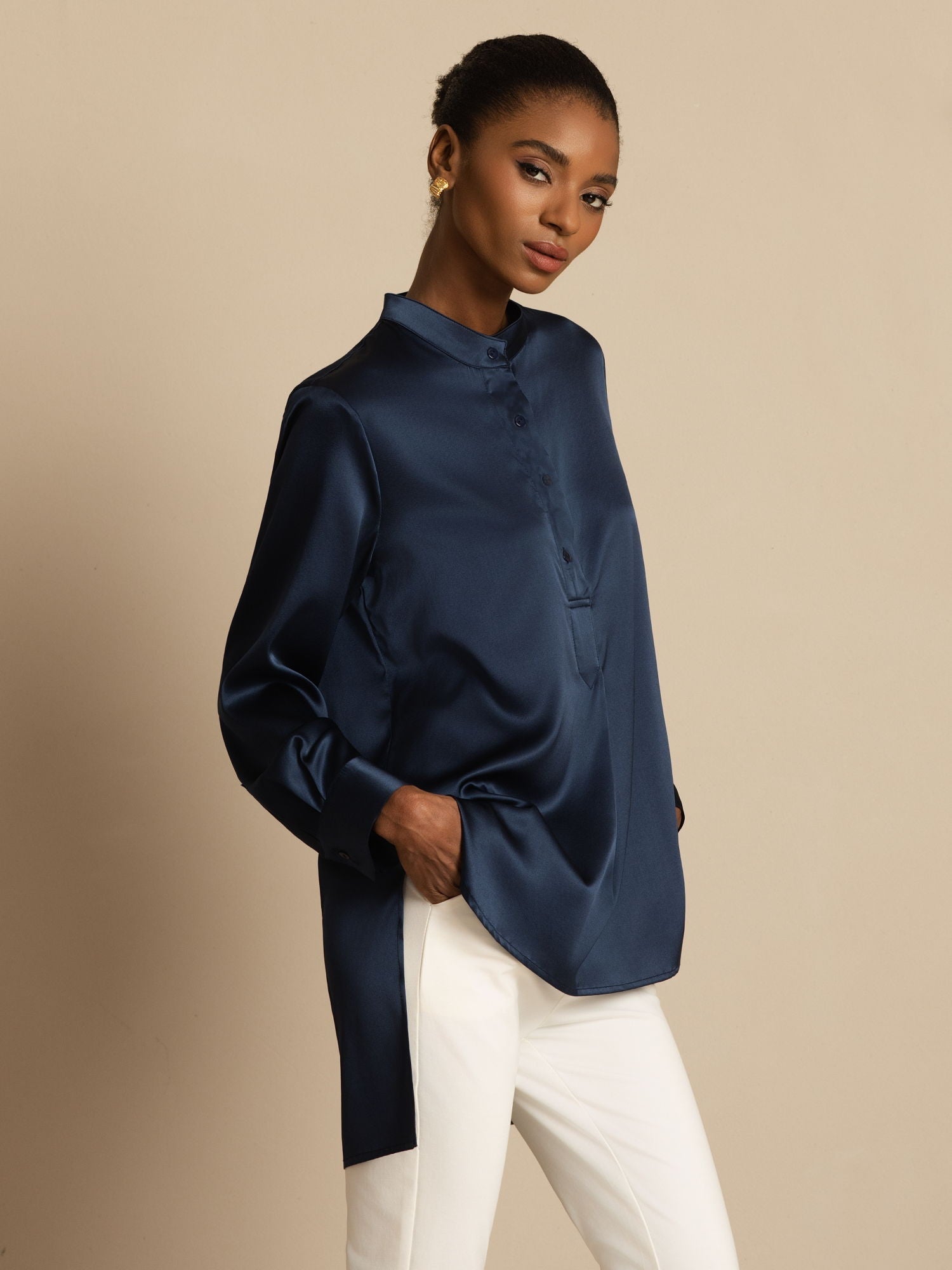 [Donkerblauw] SilkSilky-NL 19Momme Lange Mouw Staande Kraag Blouse 005