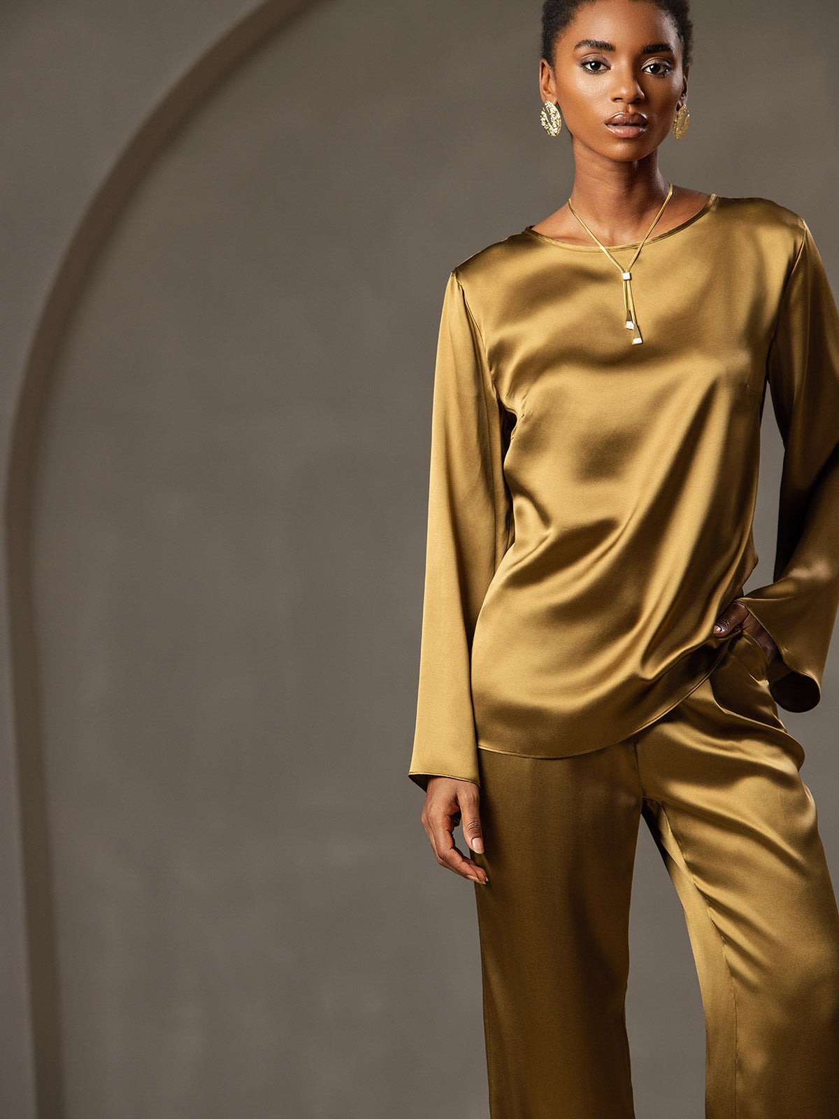 [Bruin] SilkSilky-NL 19Momme Lange Mouw Boat Hals Blouse 005