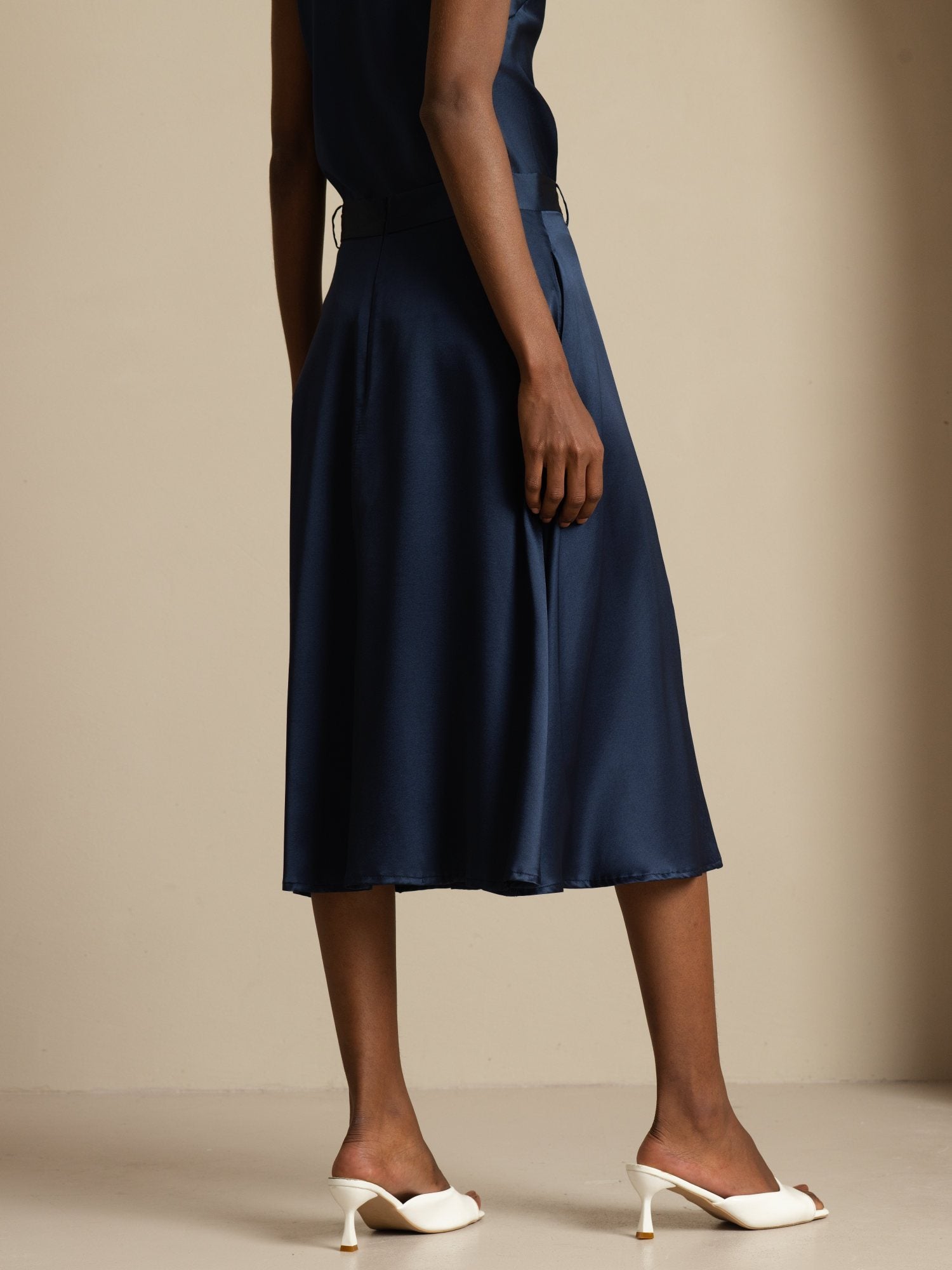 [Donkerblauw] SilkSilky-NL Rok 002