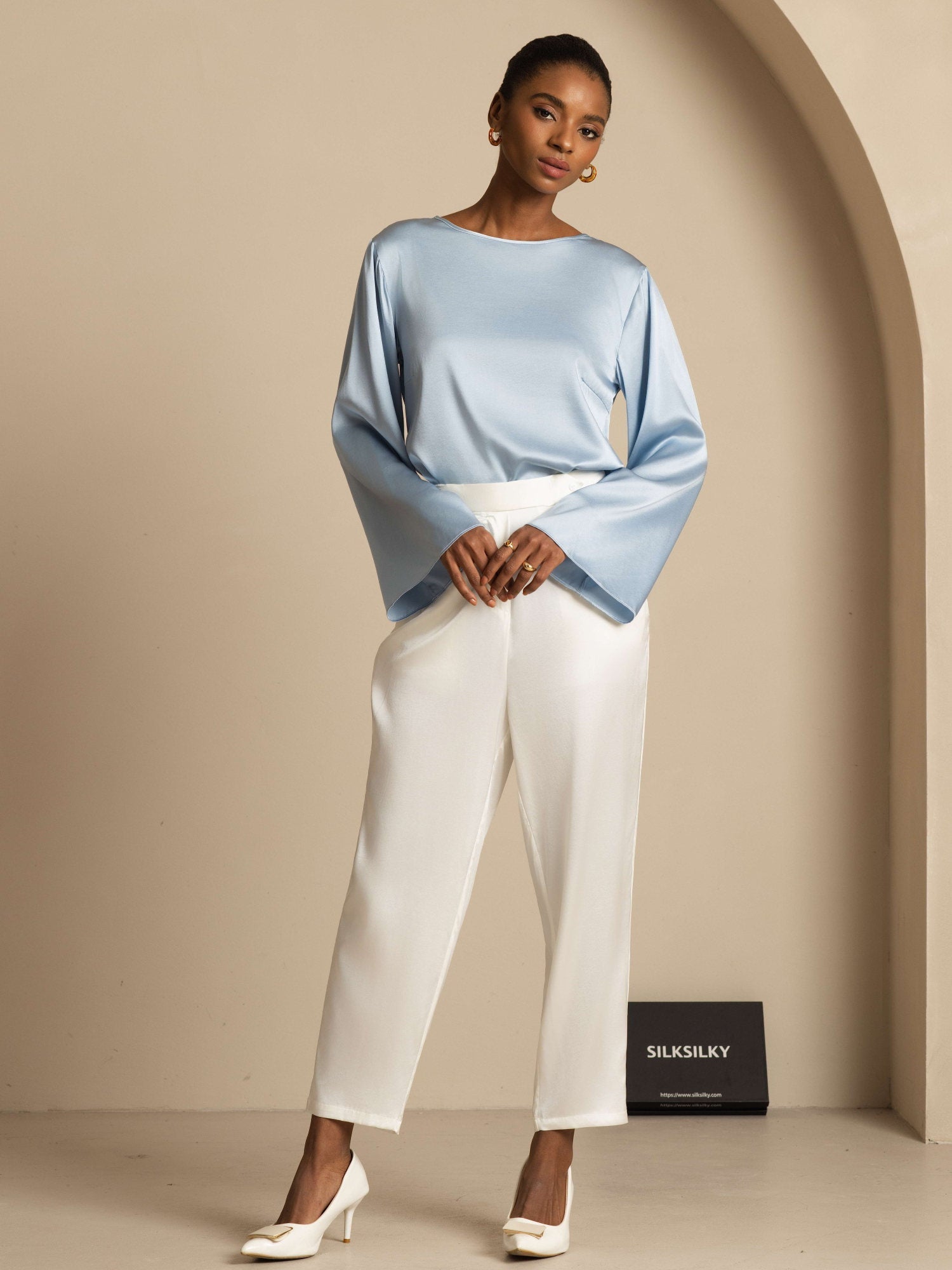 [Grijsachtig Blauw] SilkSilky-NL 19Momme Lange Mouw Boat Hals Blouse 008