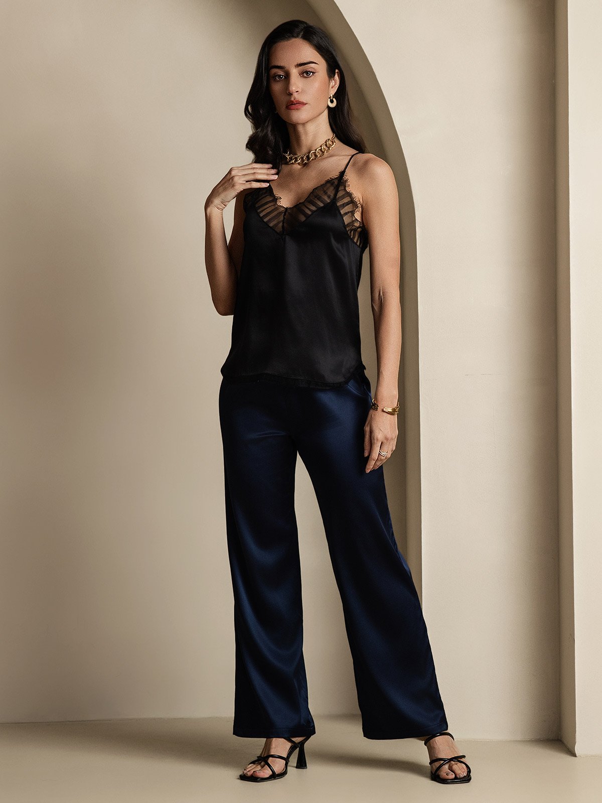 SilkSilky-NL Zijde Diepe V-Hals Cami-Top Zwart 007