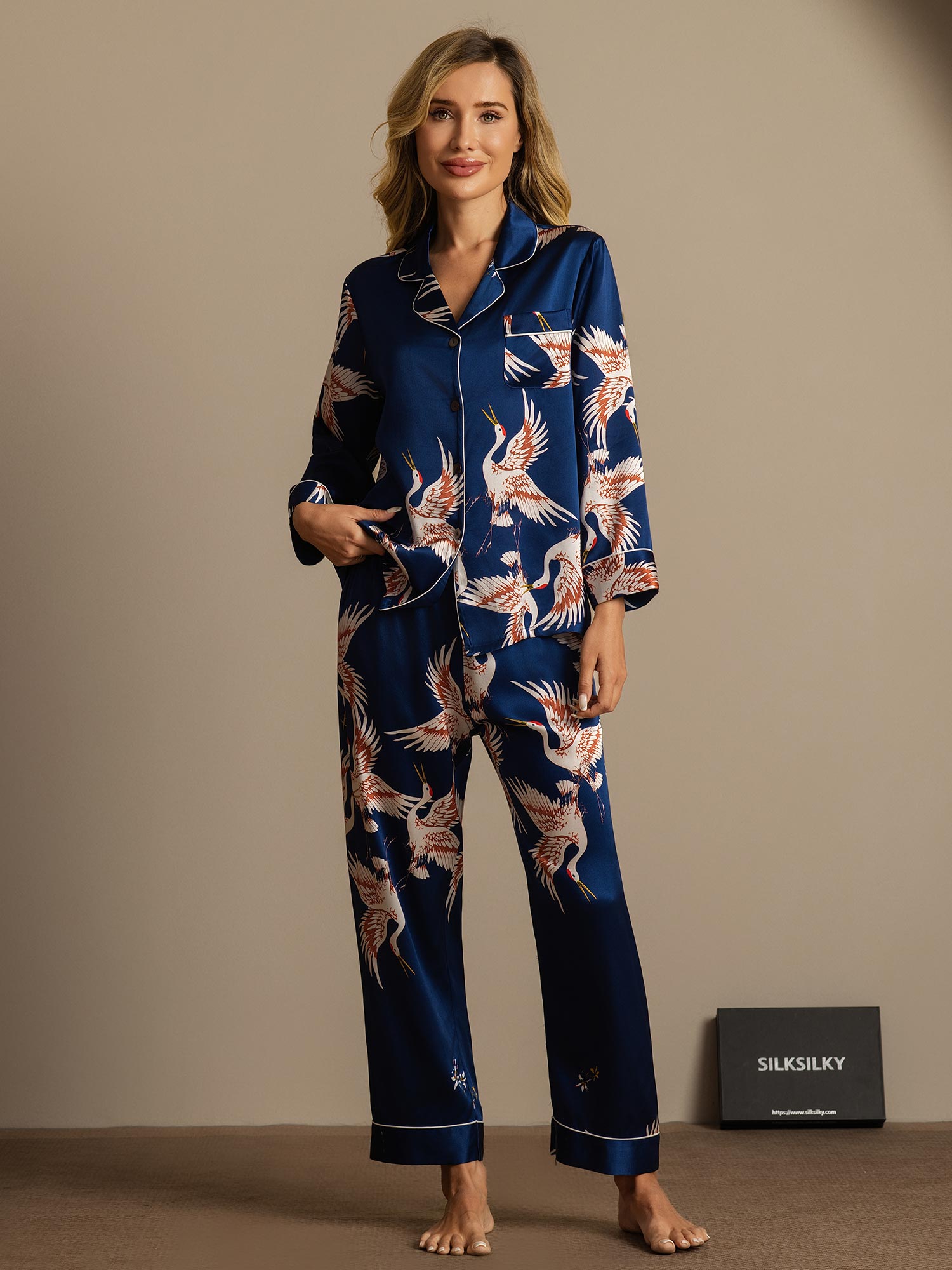 [Donkerblauw] SilkSilky-NL 19Momme Lange Mouw Notchkraag Dames Pyjama Set 007