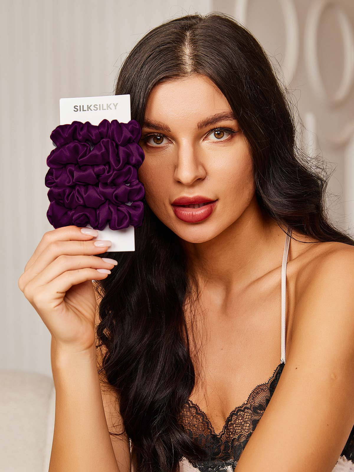 [Donkerpaars] SilkSilky-NL 19Momme Scrunchie 002