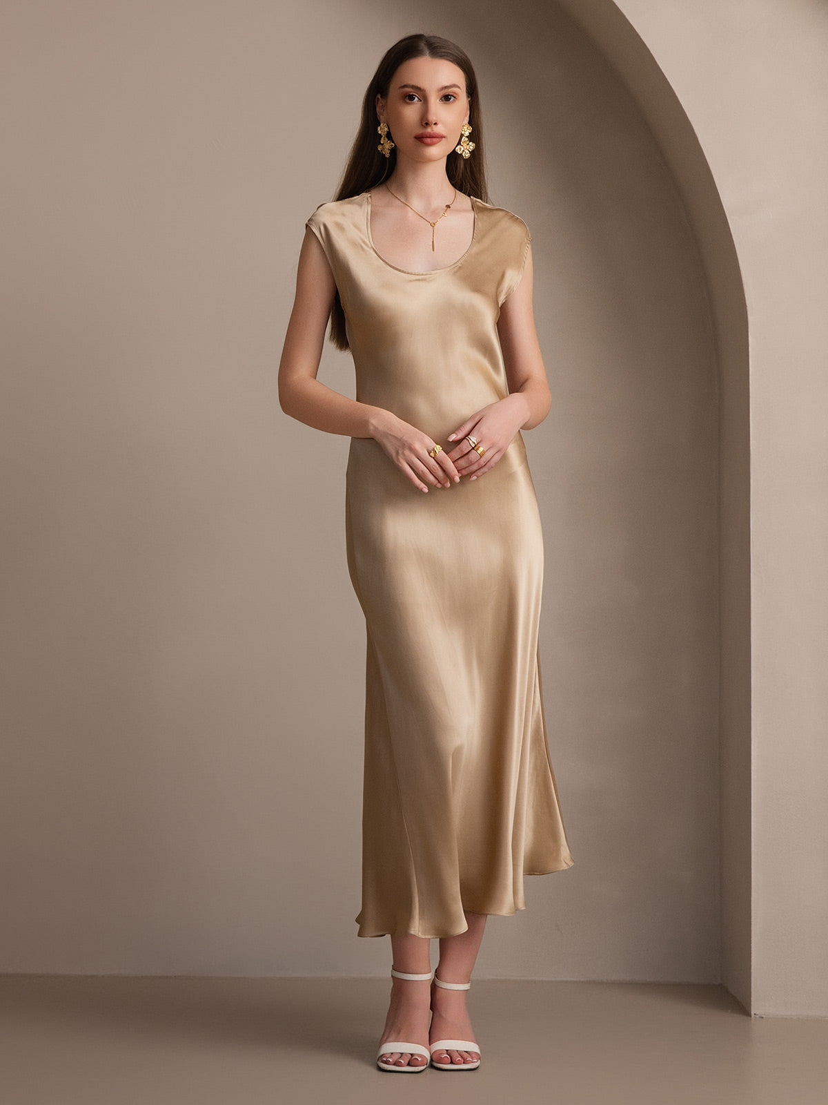SilkSilky-NL 19Momme Zijde Mouwloos Ronde Hals Jurk Champagne 003