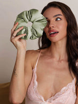 [Lichtgroene] SilkSilky-NL Scrunchie 001
