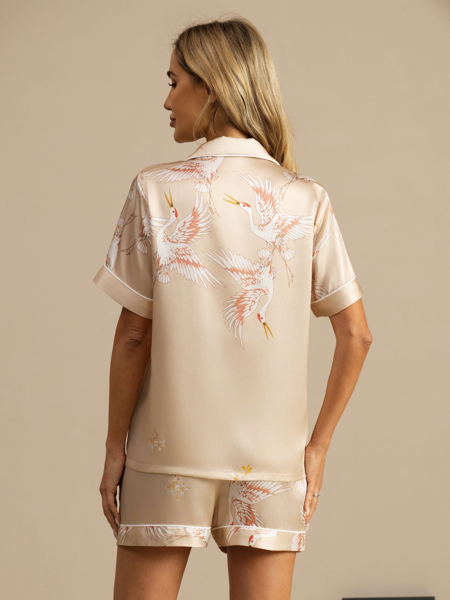 [Champagne] SilkSilky-NL 19Momme Korte Mouw Notchkraag Dames Pyjama Set 002