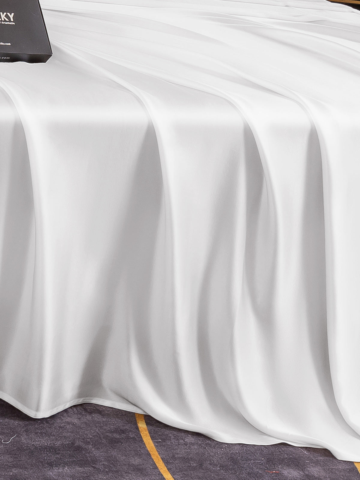 [Wit] SilkSilky-NL 19Momme Sheet 004