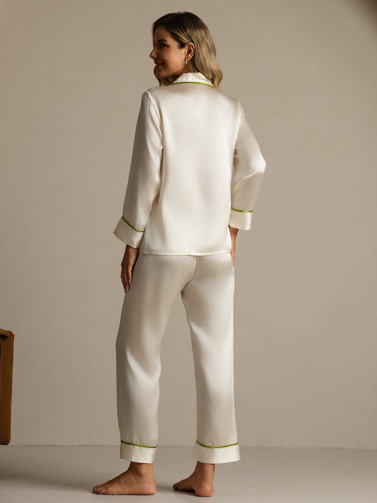 [Wit] SilkSilky-NL Lange Mouw Notchkraag Dames Pyjama Set 002