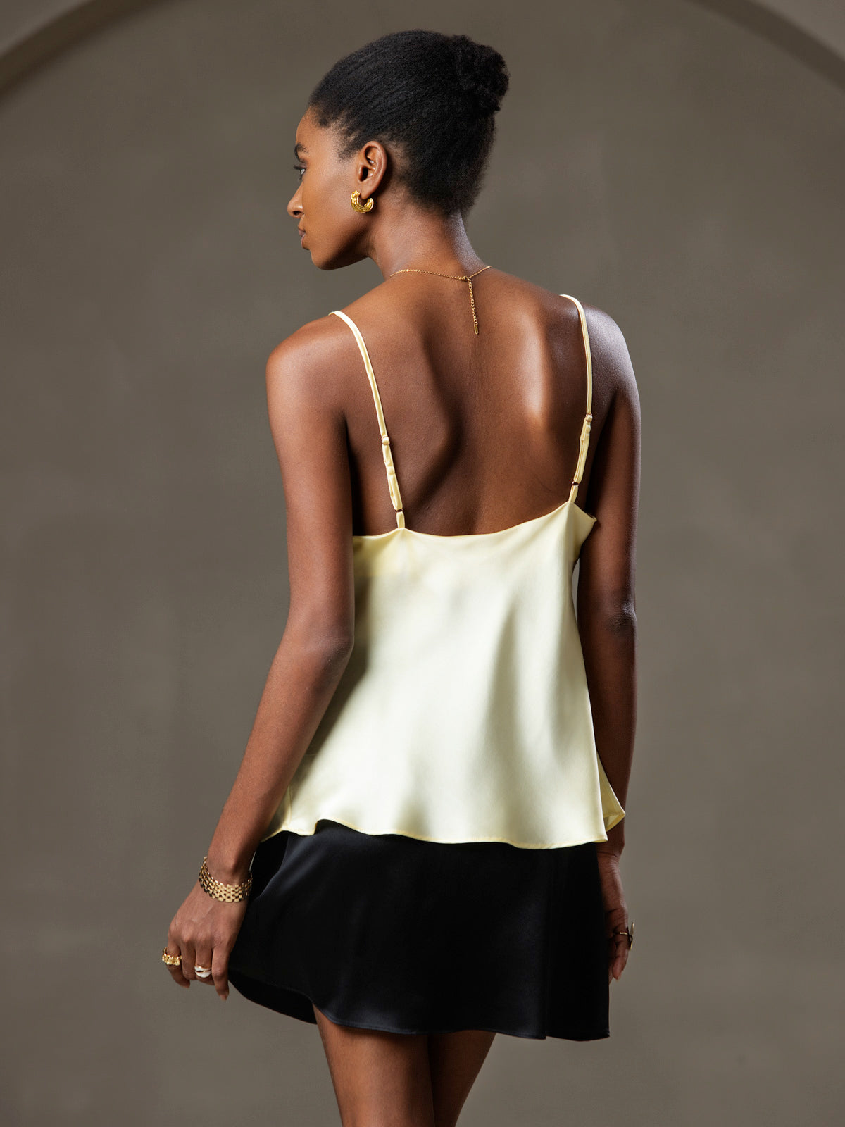 [Lichtgeel] SilkSilky-NL V-Hals Cami-Top 002
