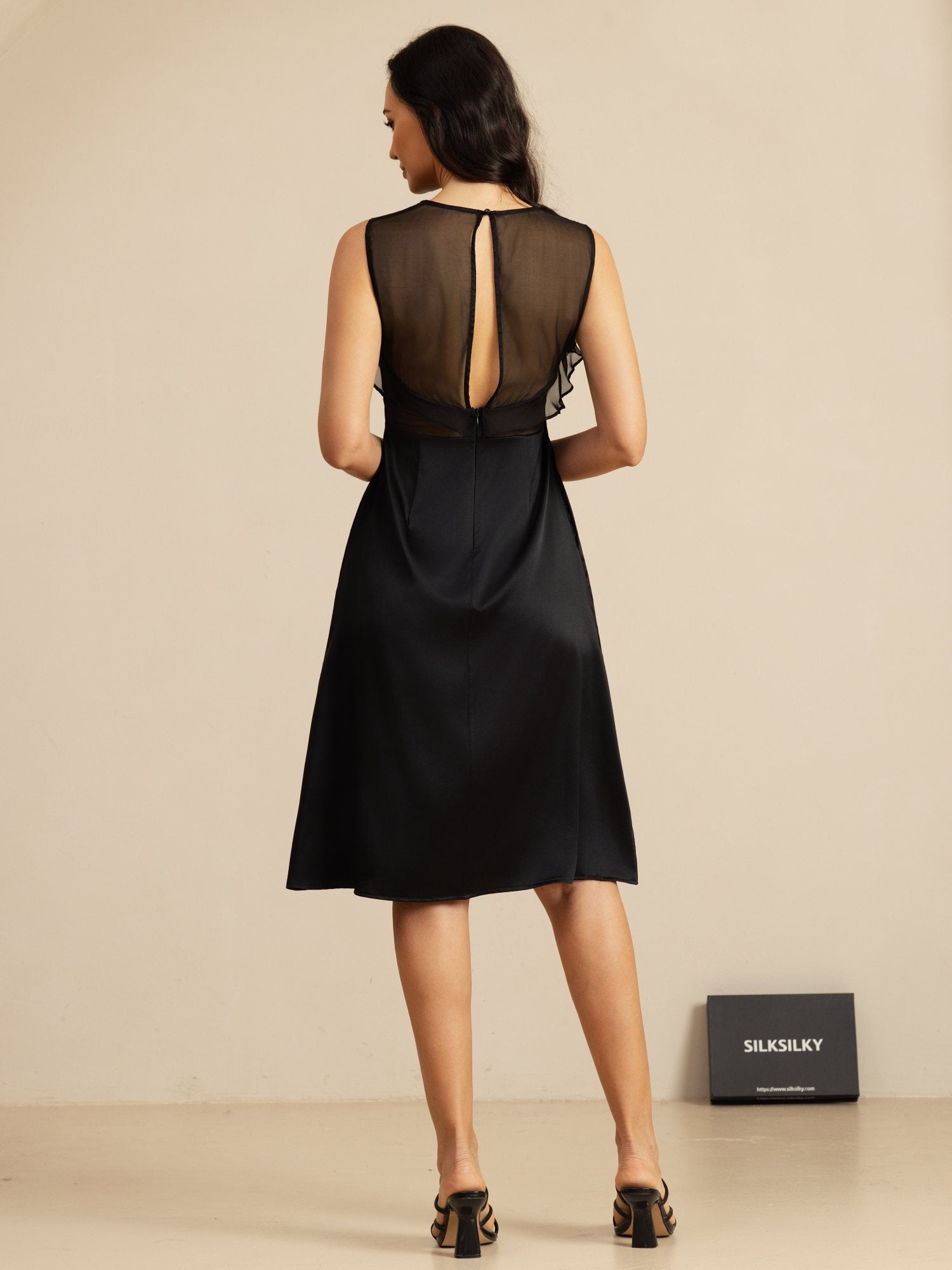 [Zwart] SilkSilky-NL 19Momme Sleeveless Illusion Neck Jurk 002