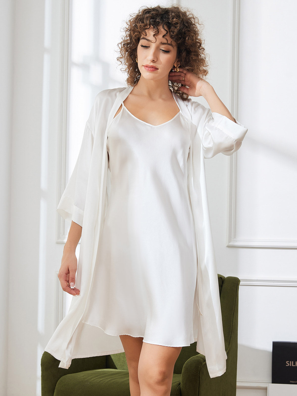 SilkSilky NL Pure Silk 3/4 Mouw Nightgown&Robe Set Wit 001