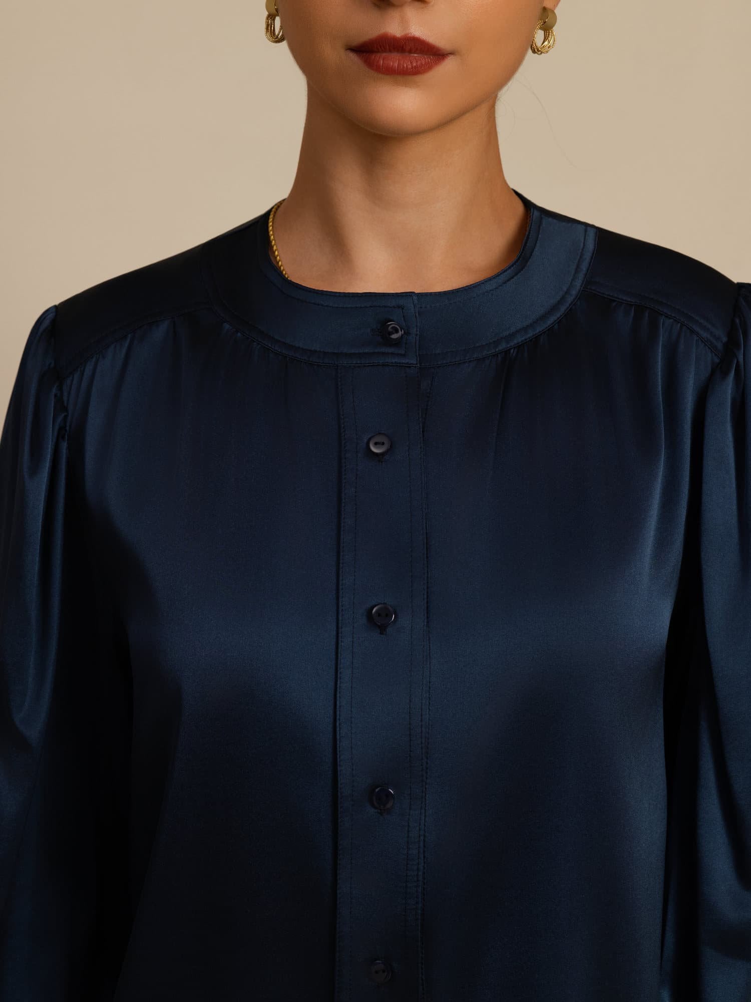 [Donkerblauw] SilkSilky-NL 19Momme Long Sleeve Round Neck Blouse 006