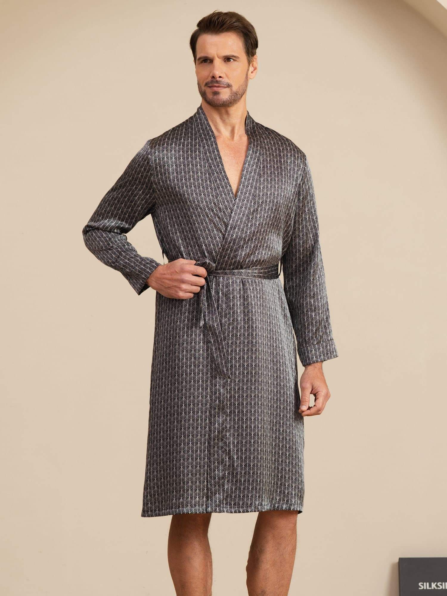[Zwarte Ginkgo] SilkSilky-NL Long Sleeve V Neck Heren Kamerjas 001