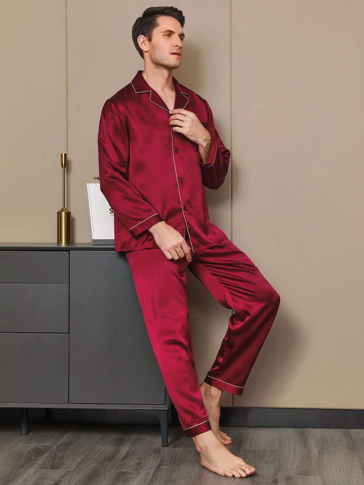 SilkSilky NL Pure Silk Lange Mouw Revers Heren Pyjama Set Wijn 006