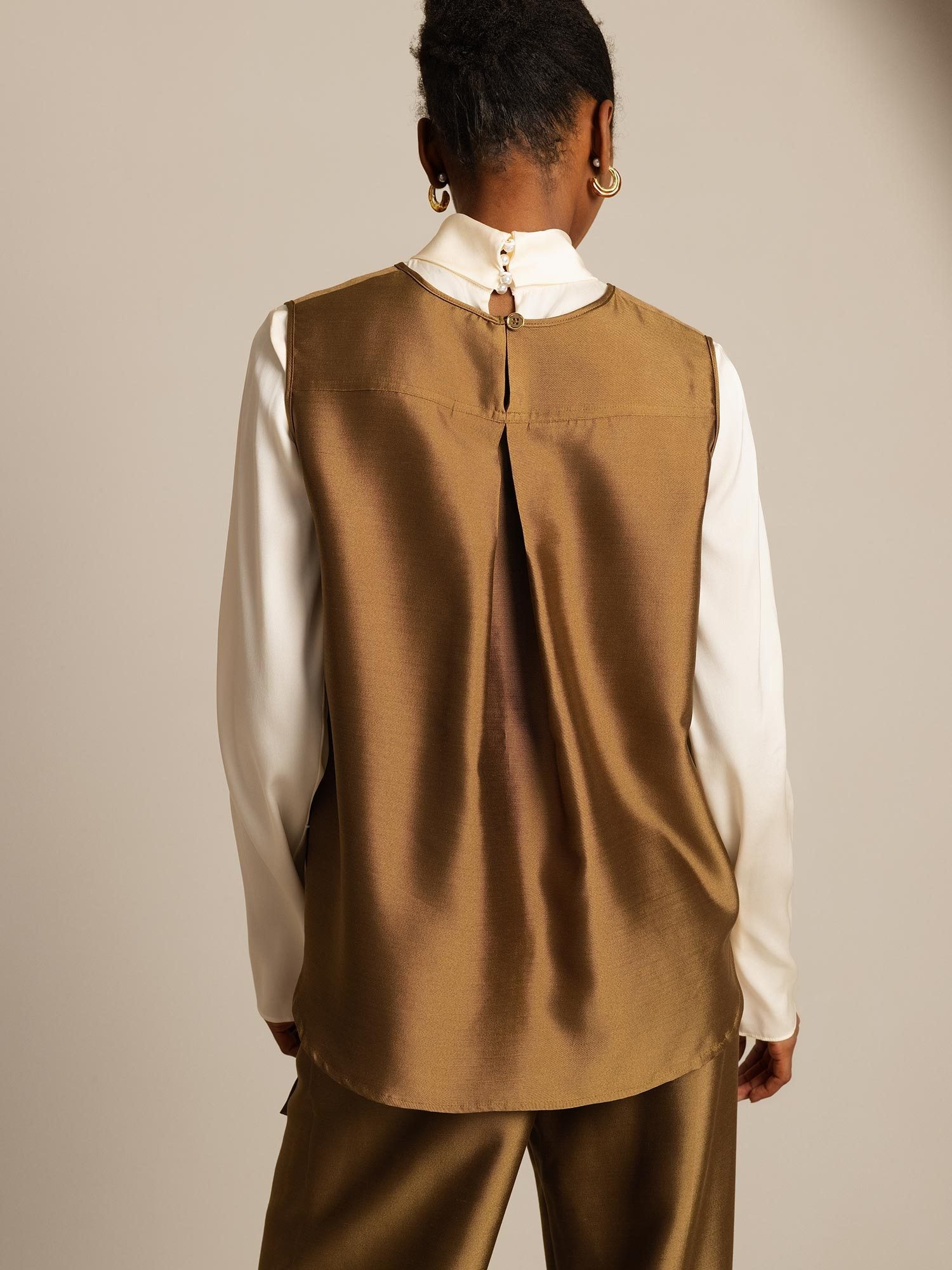 [Brons] SilkSilky-NL 32Momme Silk-Wool Blend Womens Vest 002,