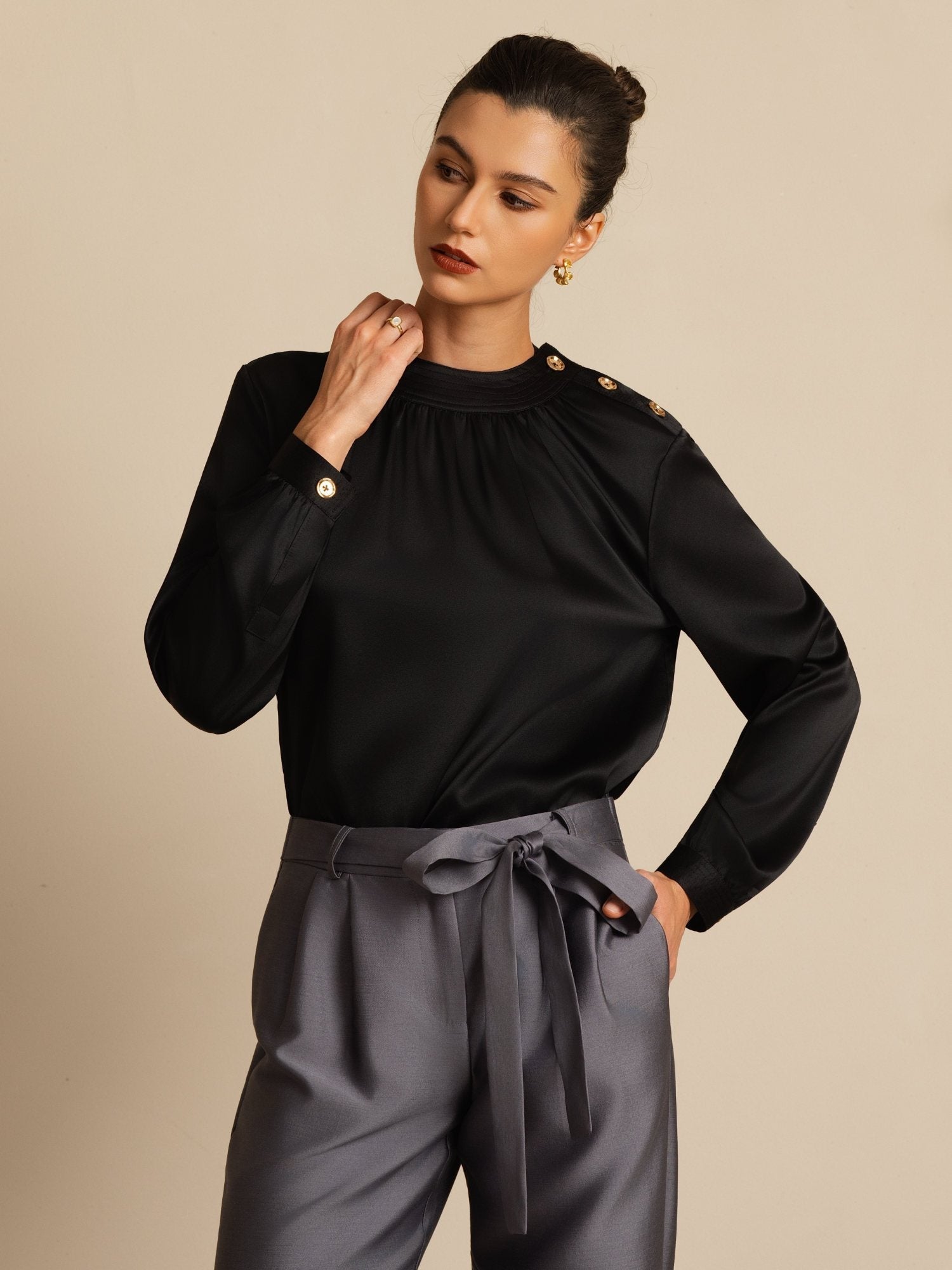 [Zwart] SilkSilky-NL 19Momme Lange Mouw Ronde Hals Blouse 001