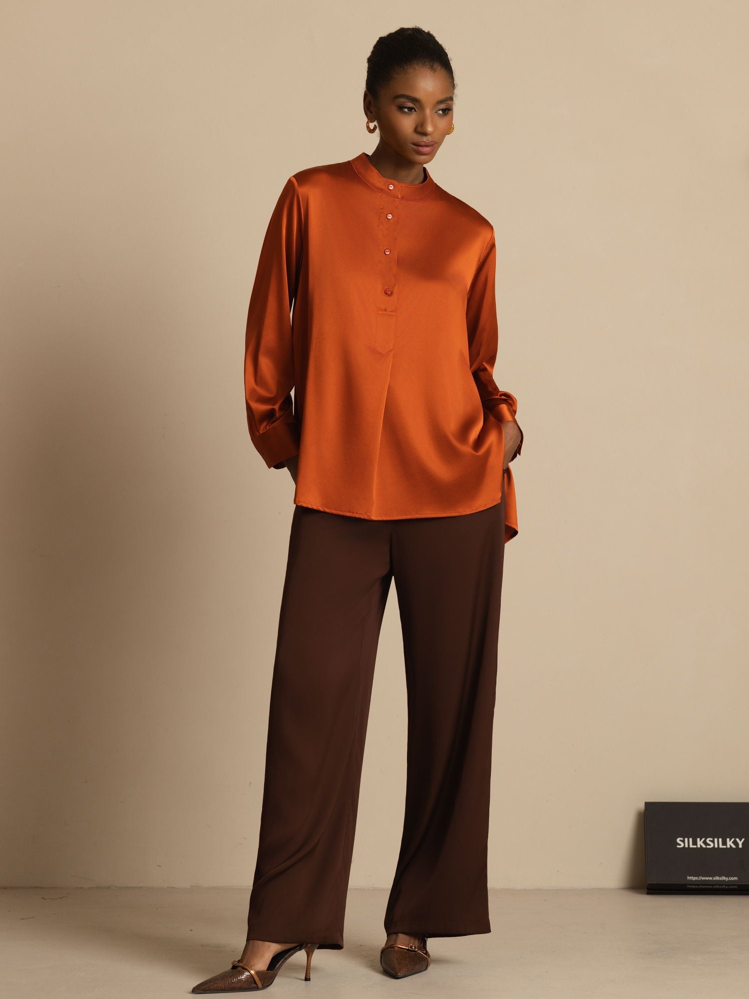 [Karamel] SilkSilky-NL 19Momme Lange Mouw Staande Kraag Blouse 006