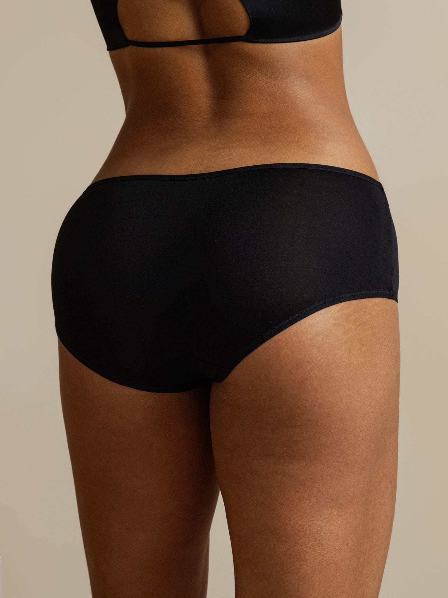 [Zwart] SilkSilky-NL Panty 002
