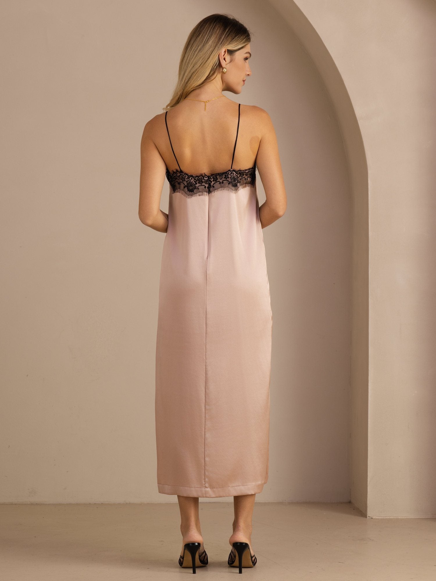 [Toscane] SilkSilky-NL Square Neck Jurk 002