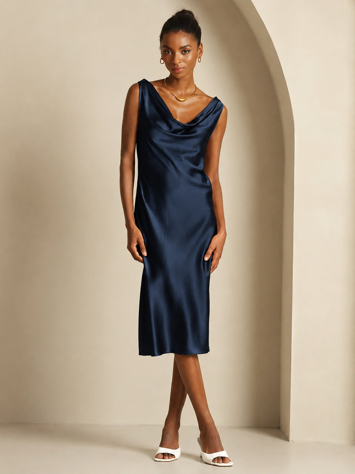 [Donkerblauw] SilkSilky-NL Sleeveless Cowl Neck Jurk 001