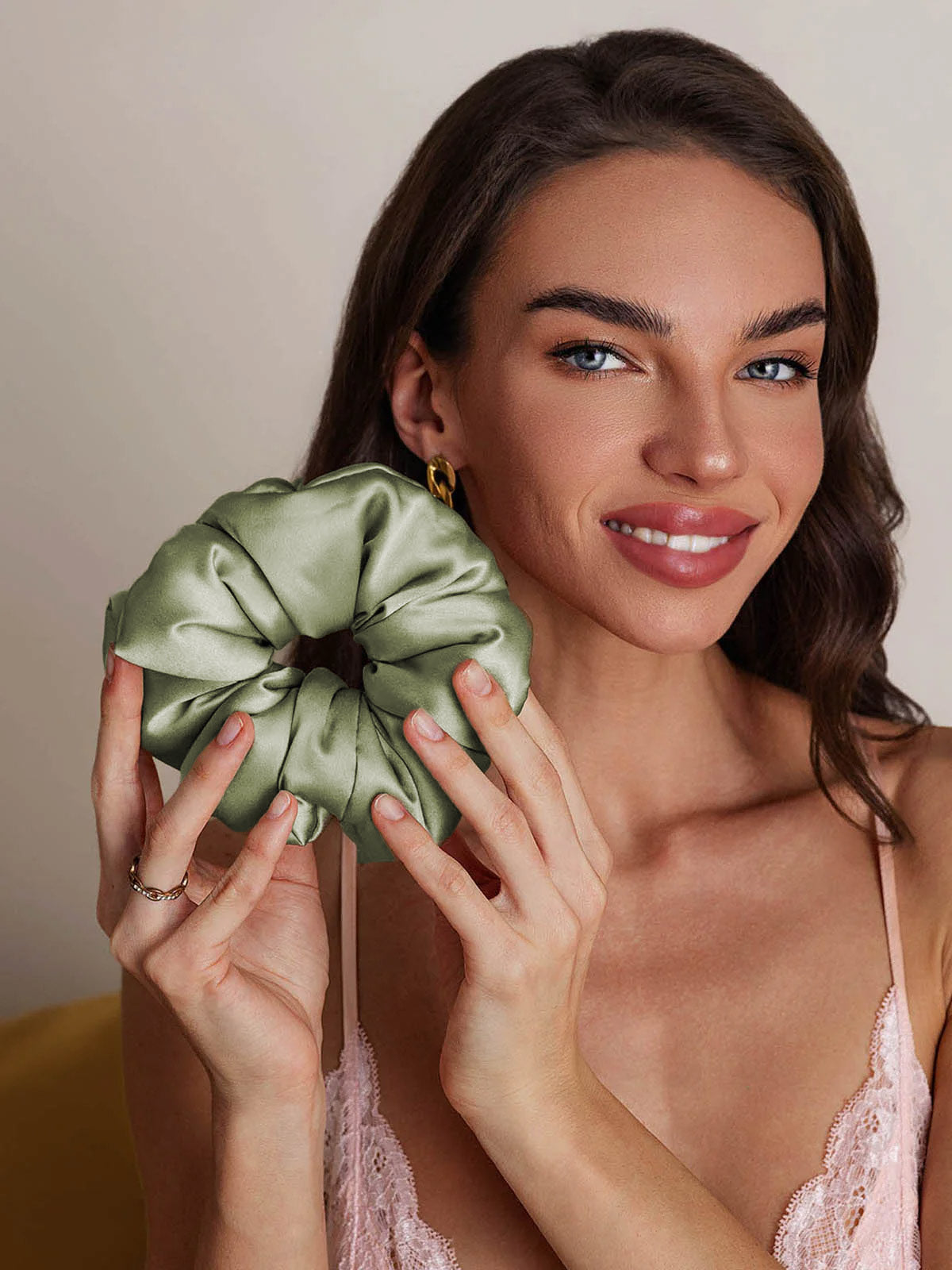 [Lichtgroene] SilkSilky-NL Zijde Scrunchie 002