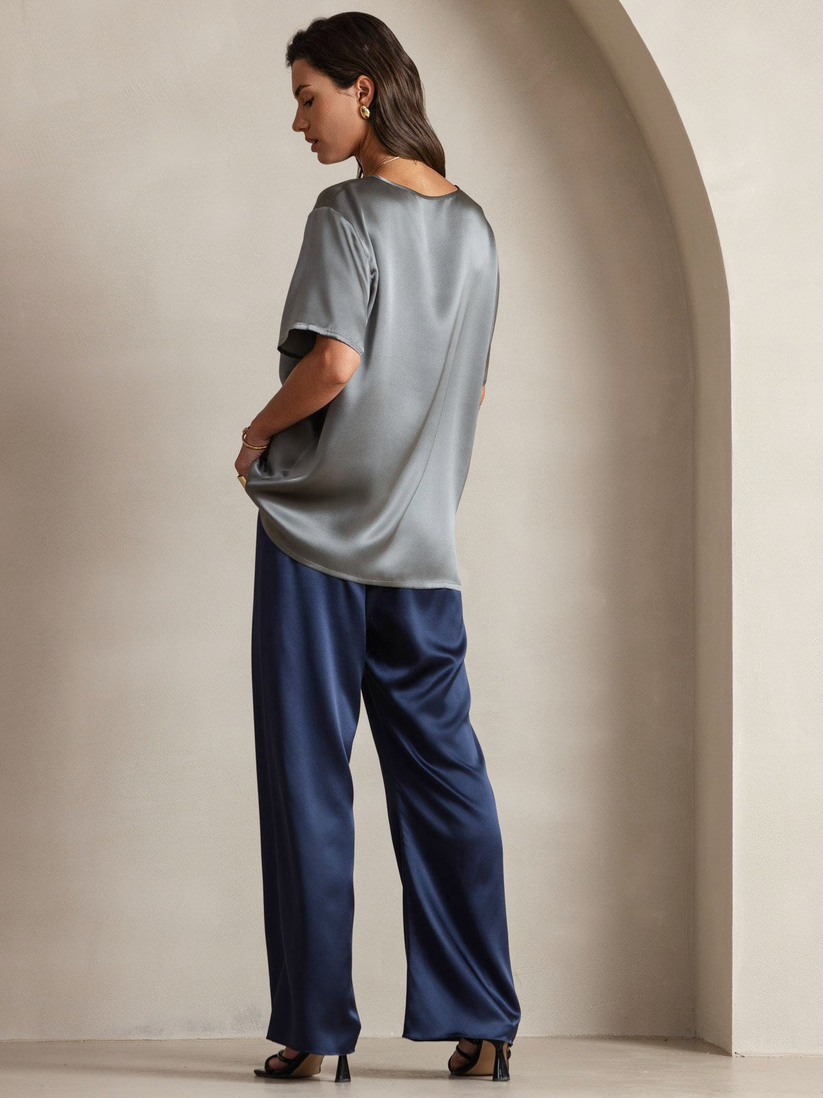 SilkSilky-NL Korte Mouw Ronde Hals Dames T-Shirt Donkergrijs 002