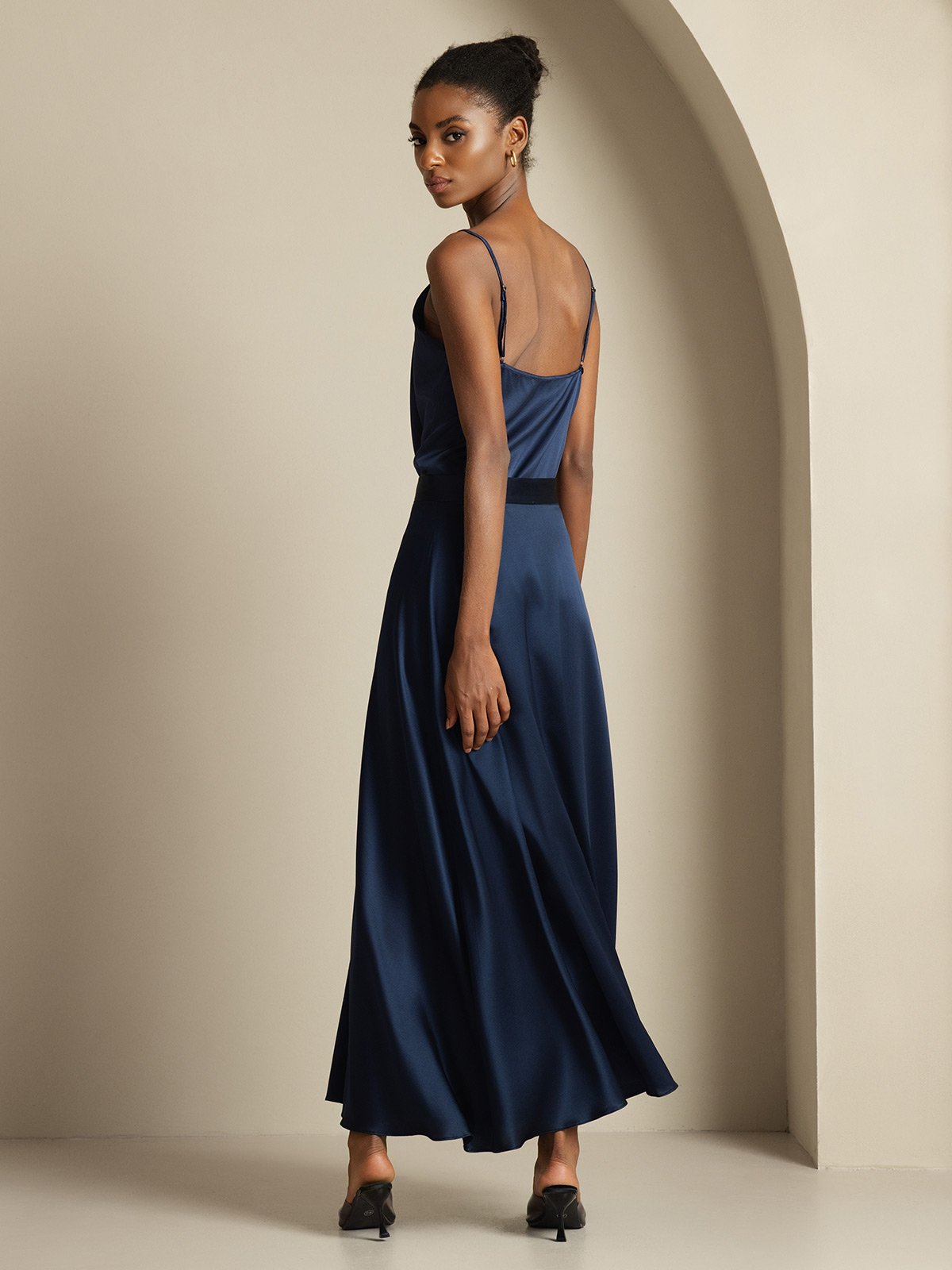 [Donkerblauw] SilkSilky-NL 19Momme Spaghetti Bandjes Waterval Hals Women''s Outfit Sets 002