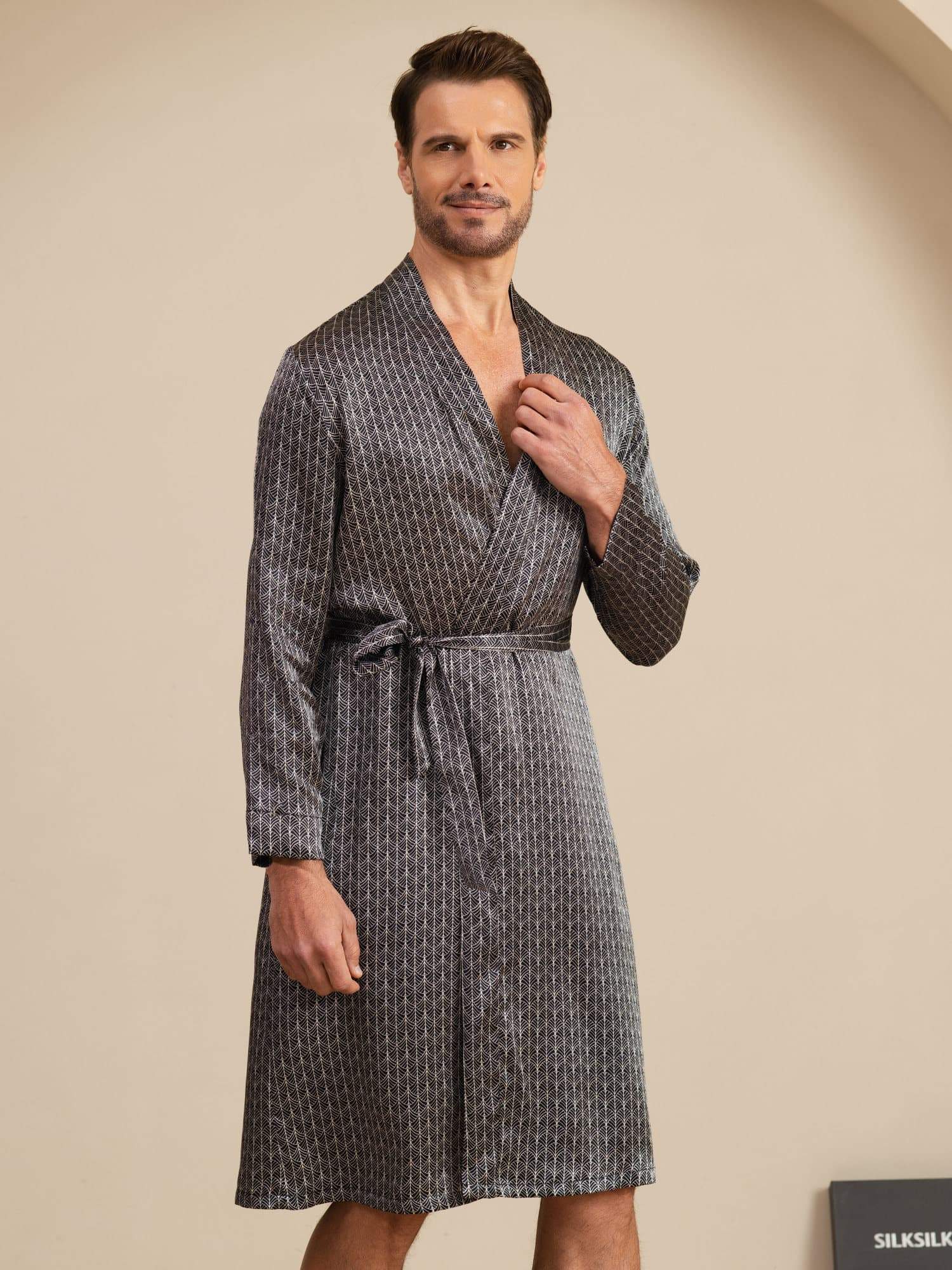 [Zwarte Ginkgo] SilkSilky-NL Long Sleeve V Neck Heren Kamerjas 002
