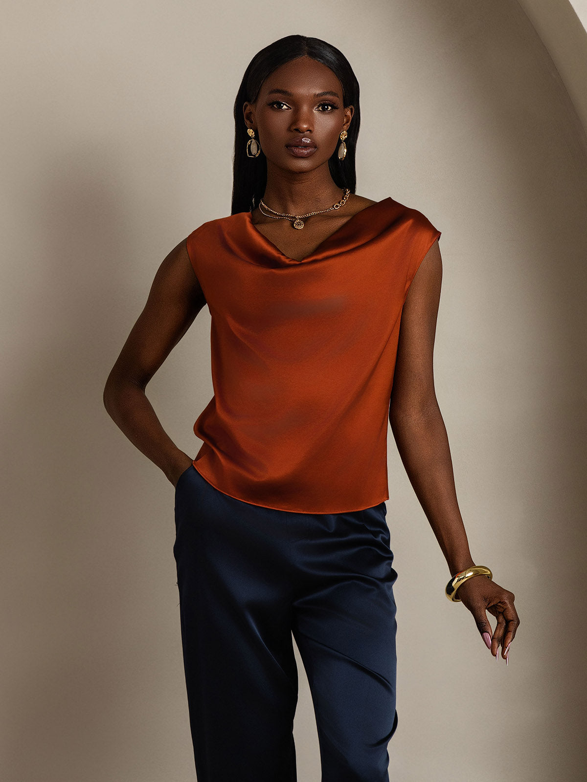 [Karamel] SilkSilky-NL 19Momme Zijde Mouwloos Cowl Hals Dames T-Shirt 001