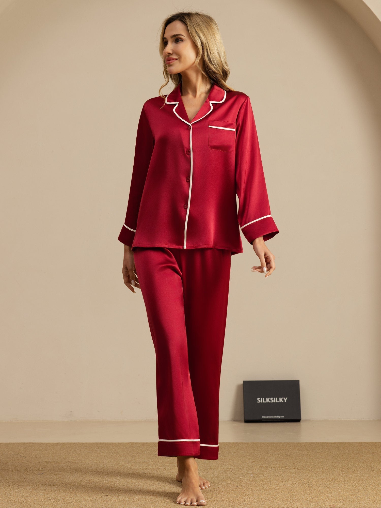 [Wijn] SilkSilky-NL Lange Mouw Notchkraag Dames Pyjama Set 003