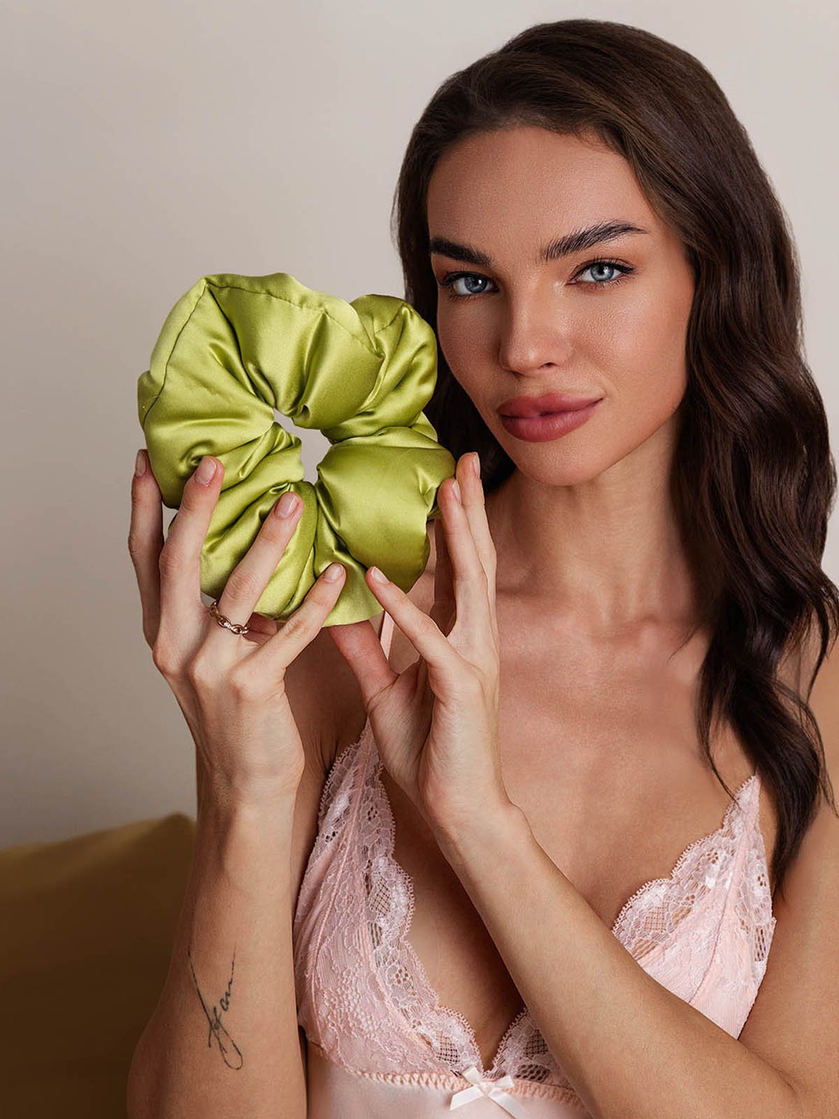 [Groen] SilkSilky-NL Zijde Scrunchie 003