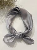 SilkSilky-NL-Pure-Silk-Scarf-Grijs-001