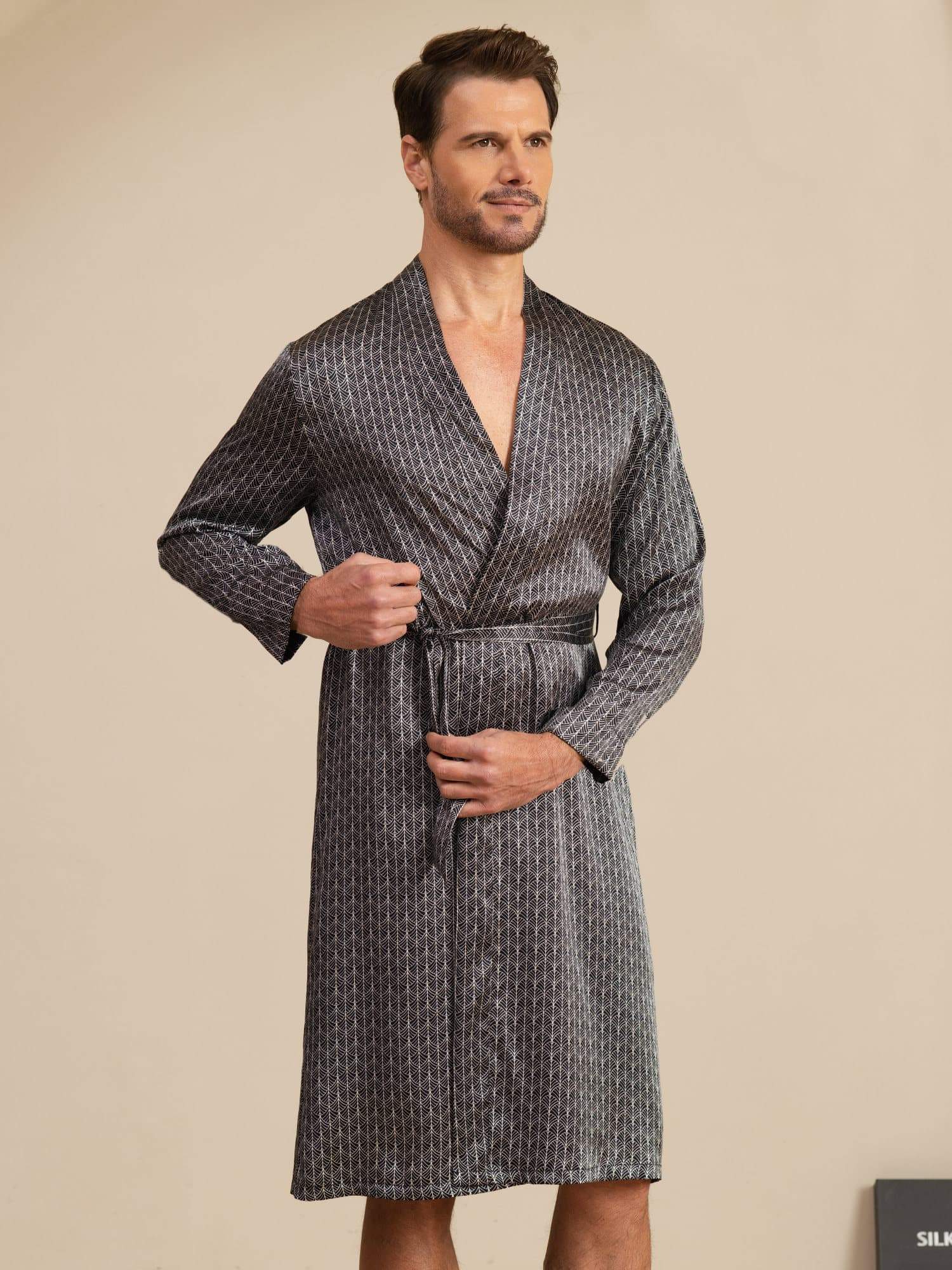 [Zwarte Ginkgo] SilkSilky-NL Long Sleeve V Neck Heren Kamerjas 003