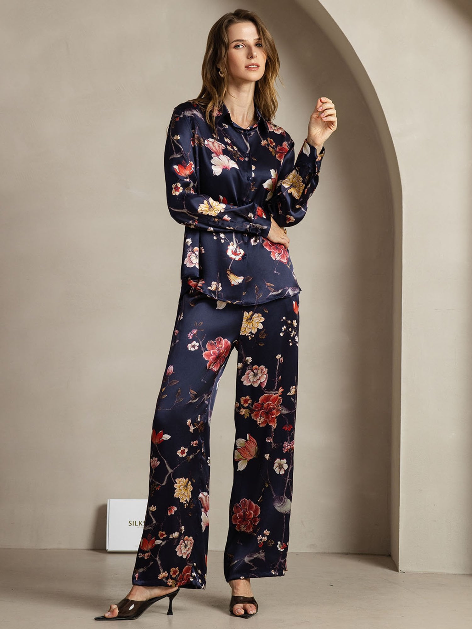 [MarineBloemen] SilkSilky-NL 19Momme Zijde Kraag Women''s Outfit Sets 004