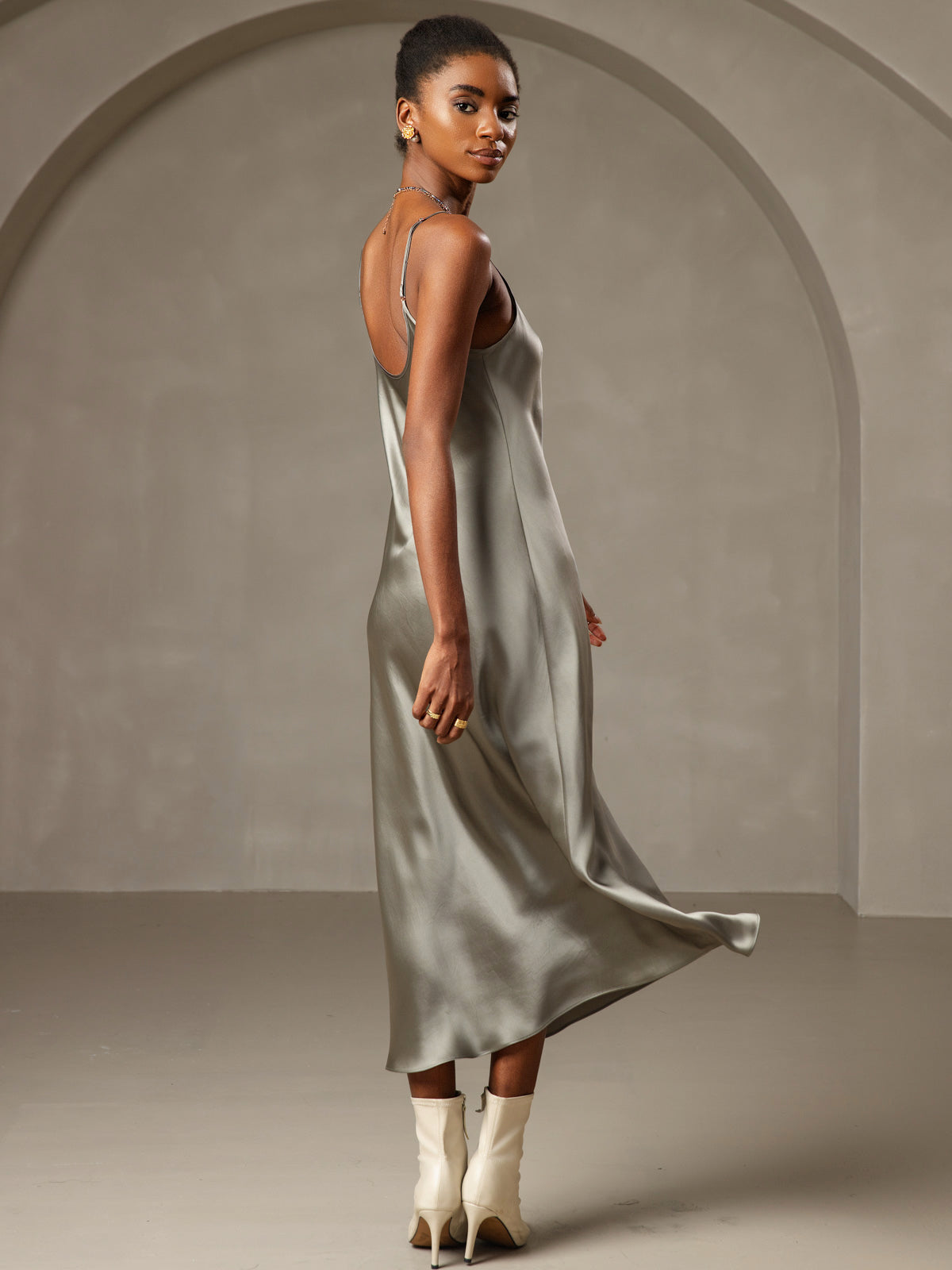 [Grijsachtig Groen] SilkSilky-NL Mouwloos Ronde Hals Jurk 002