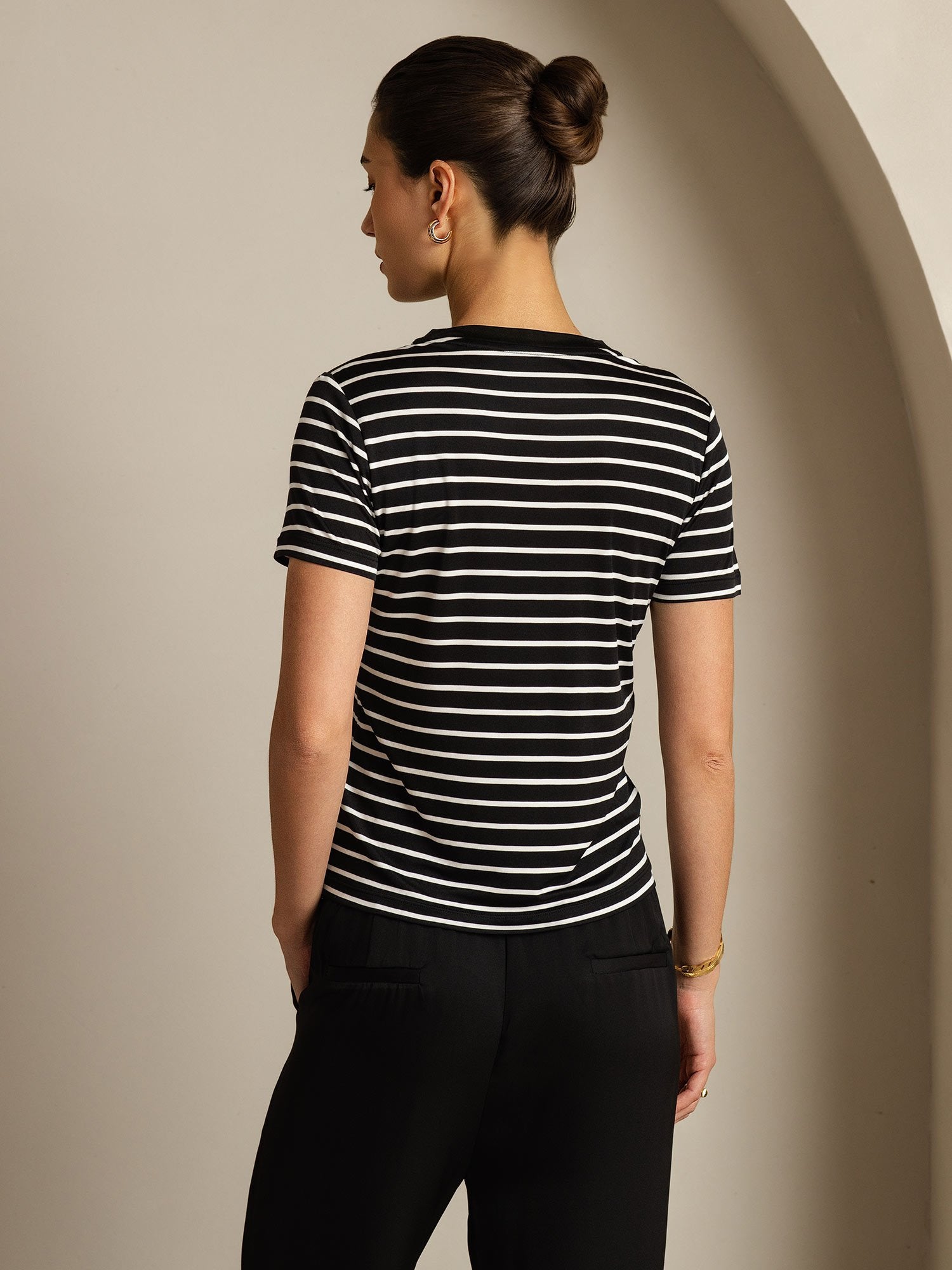 [ZwarteStreep] SilkSilky-NL Zijde Ronde Hals Dames T-Shirt 002